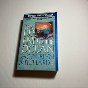 Jacquelyn Mitchard The Deep End‎ of The Ocean Book